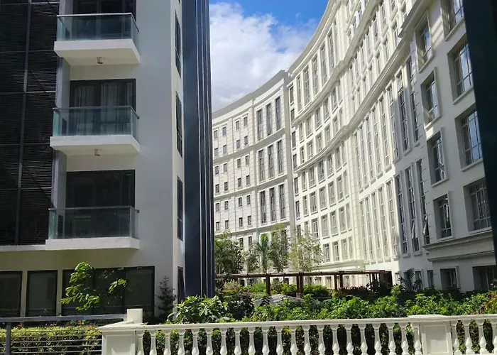 Ldn Two Palm Tree Newport Appartamento Manila